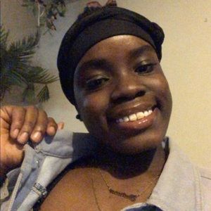 Meet your Posher, Sabrina